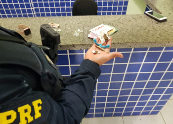 Adolescente com droga na calcinha e tio são detidos pela PRF após perseguição no Piauí